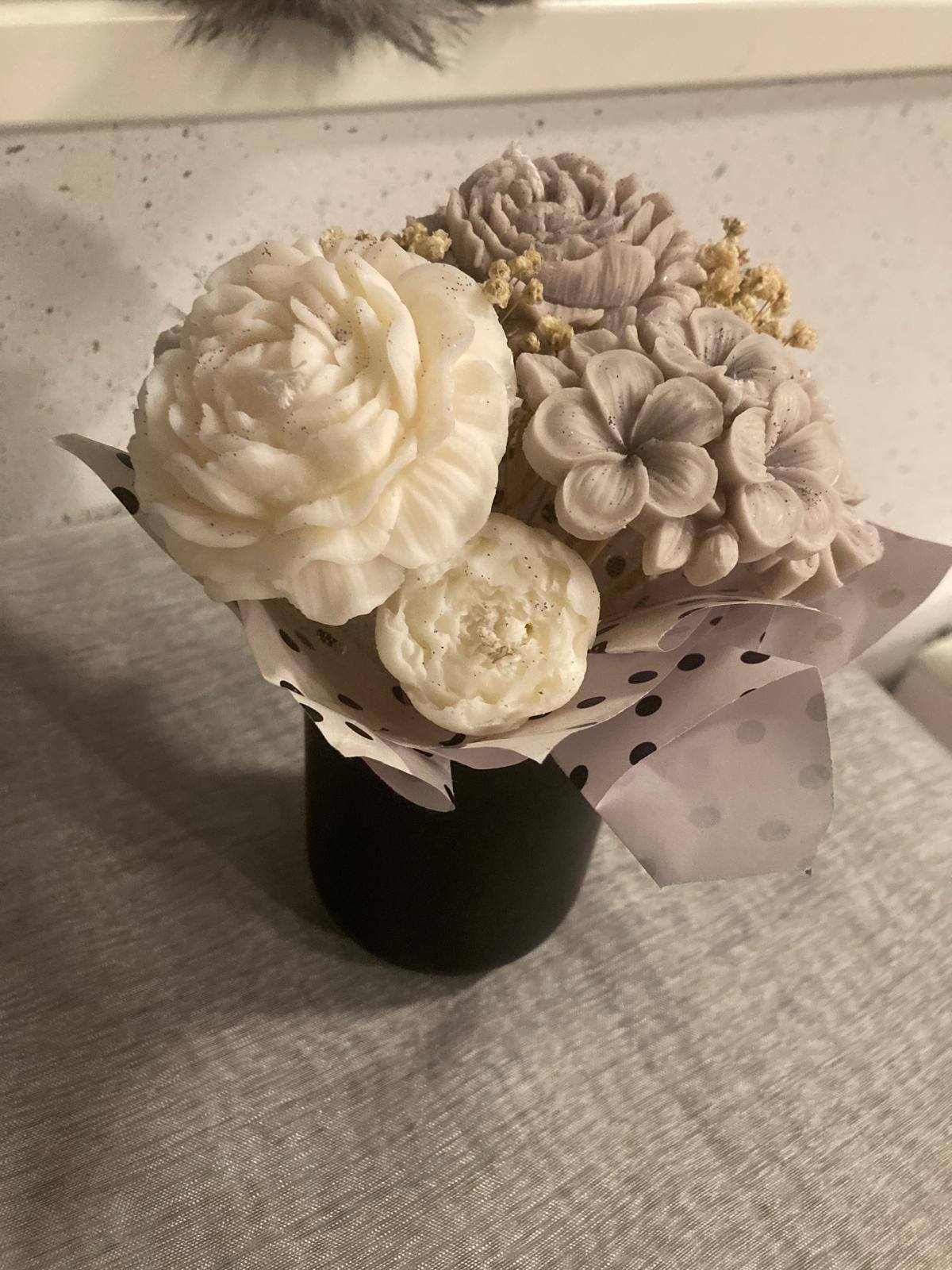 Floral Soy Wax Candle Bouquet