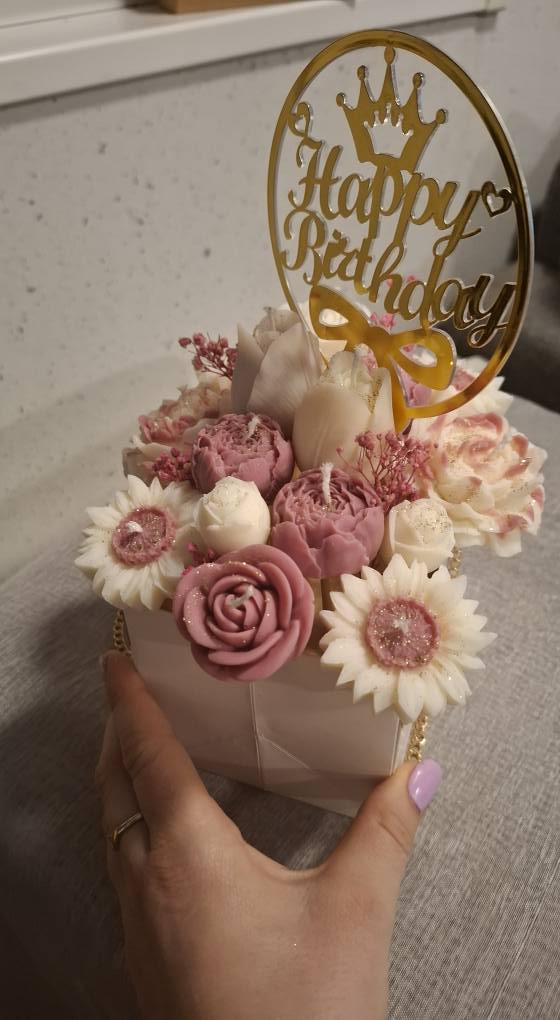 Floral Soy Wax Candle Bouquet