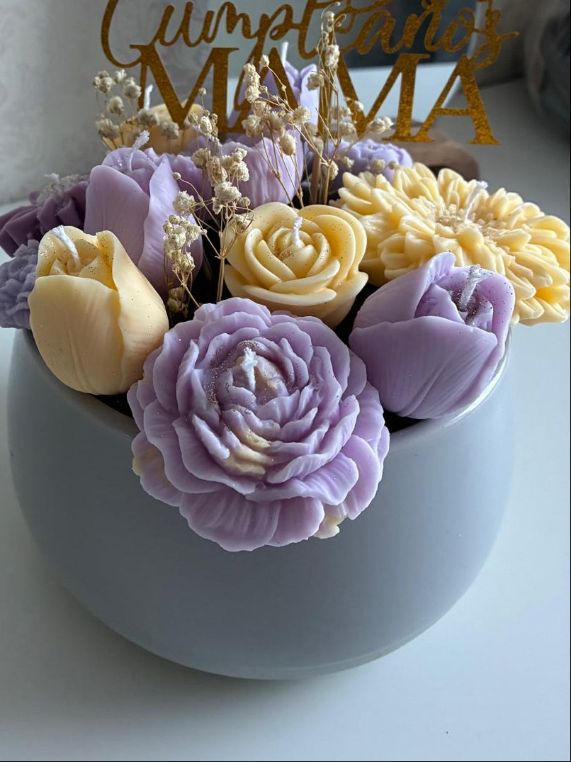 Handmade Soy Wax Candle Bouquet – A Gift That Blooms Forever
