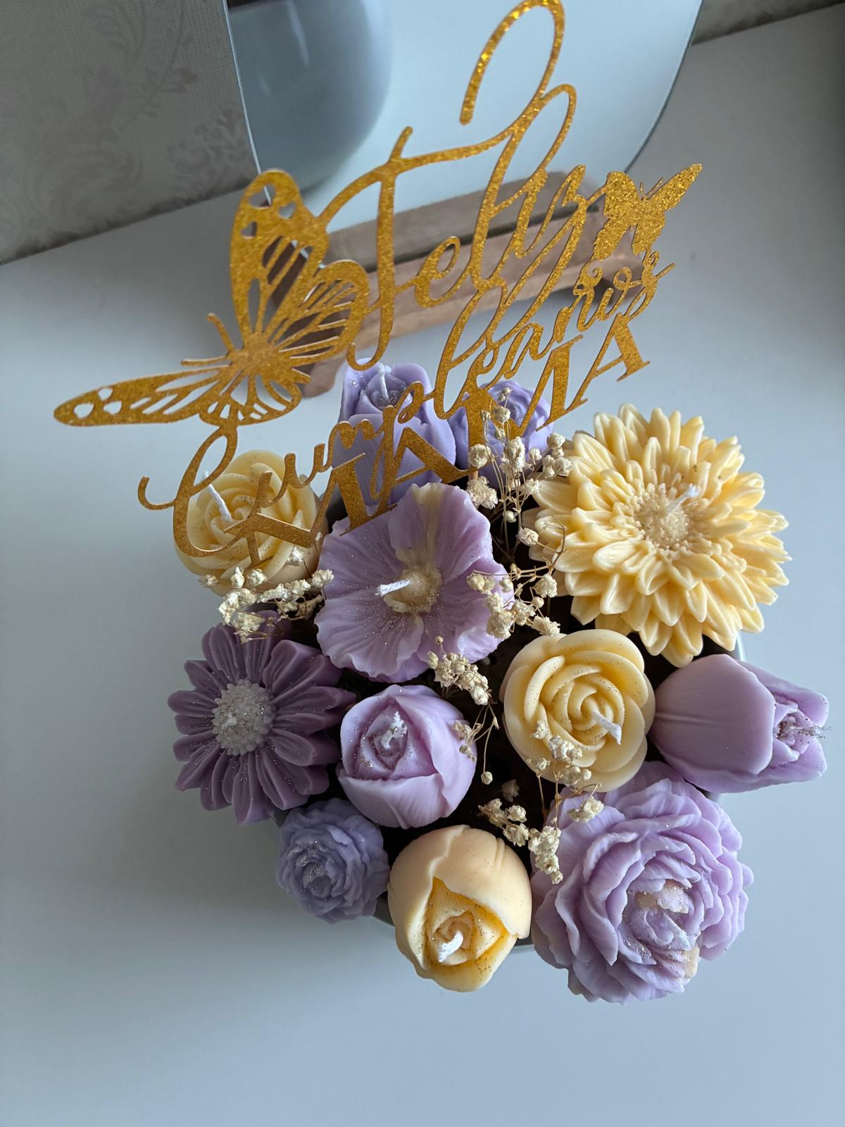 Handmade Soy Wax Candle Bouquet – A Gift That Blooms Forever
